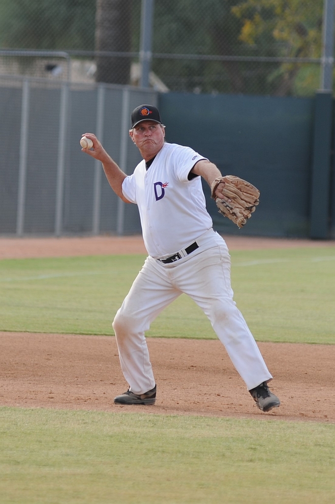 Dragons_2017-11-03 (145).jpg - (c)2010 DeVetter